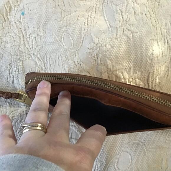 Margot NY Brown Leather Wristlet with lots of pockets